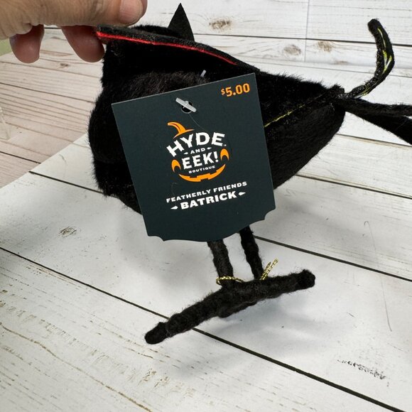 Hyde & Eek Featherly Friends Skitter & Batrick Bird Plush Halloween 2024 - Picture 6 of 7